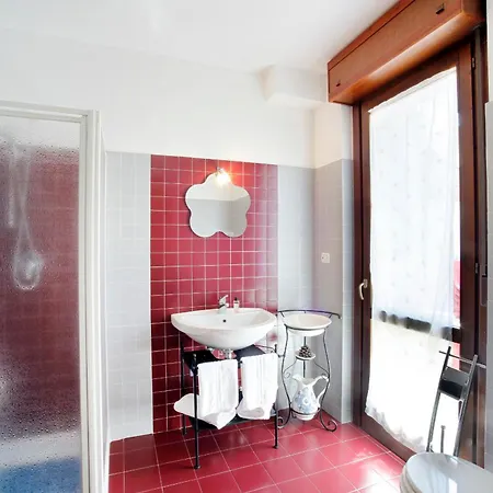 Residenza Il Fiore Bed & Breakfast 2*